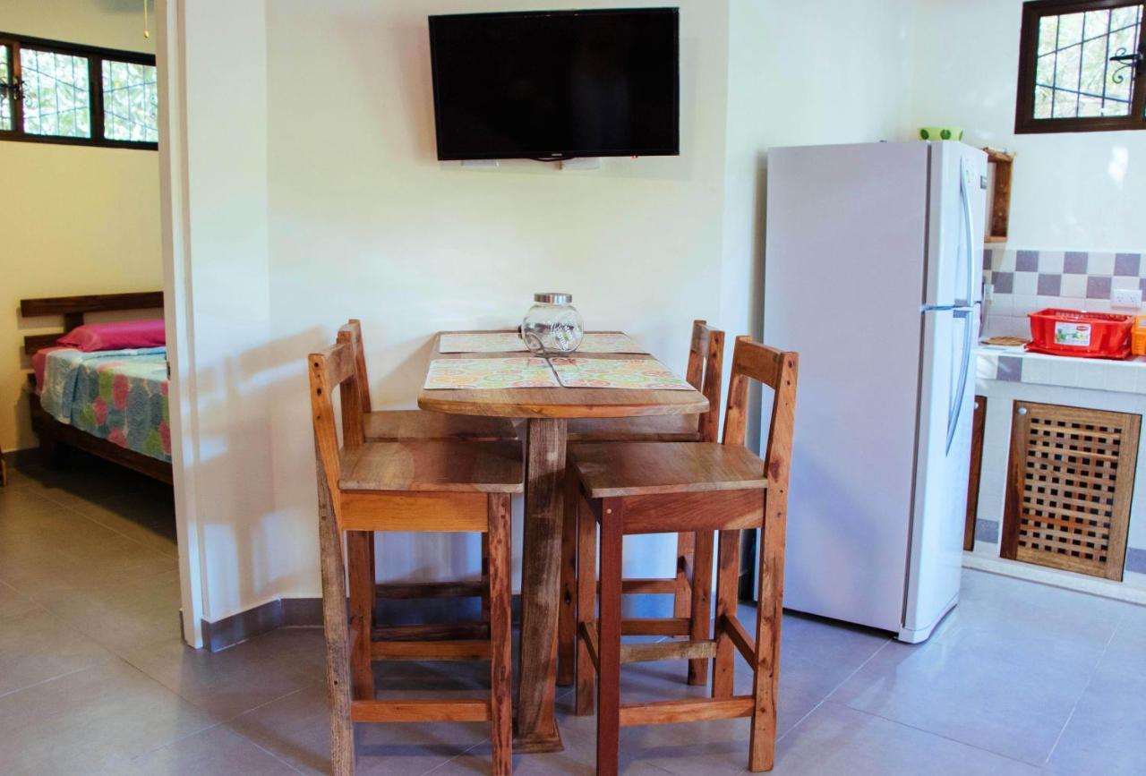 Casa Nelly Apartamentos Sámara Eksteriør billede